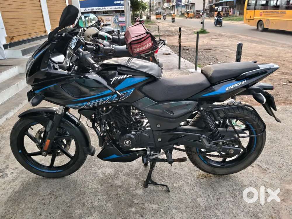 Bajaj Pulsar 220 2024 (PAY 15K REMAINING EMI OPTIONS)
