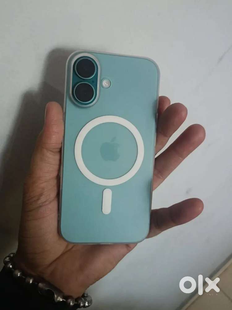 Selling my 6 months old I phone 16 ,With bill and box.