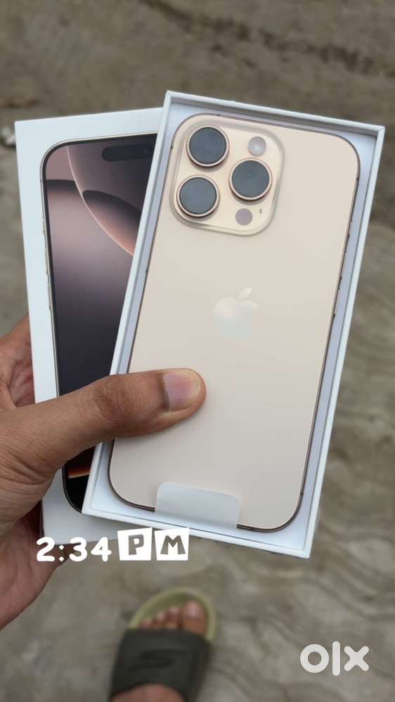 IPHONE 16 PRO 128 1 month old