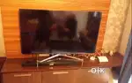 Android, Wifi 4k 51 Samsung UHD with Screen Mirroring Dolby Surround