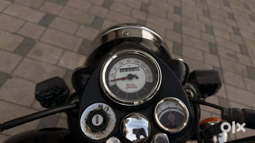 ROYAL ENFIELD Classic 350