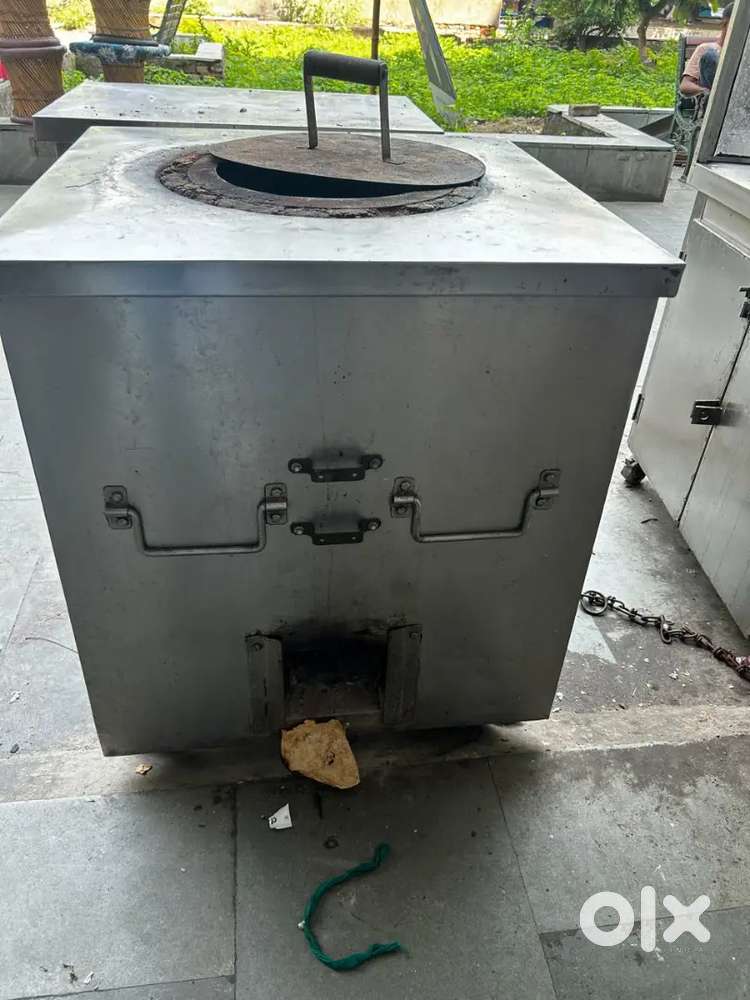 2 months old Tandoor in very good condition