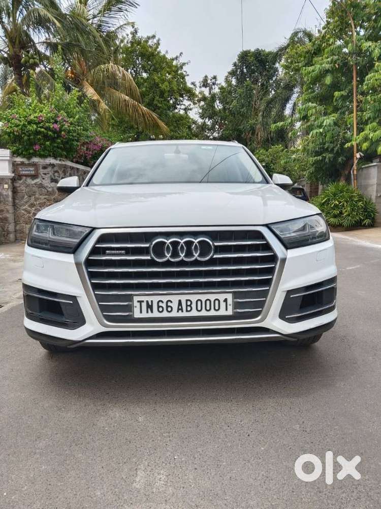Audi Q7 45 TDI Premium with Sunroof, 2016, Diesel