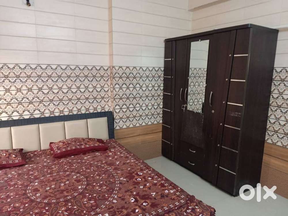 furnished 3 Bhk flat  for rent at makraba-prahladnagar-khushi estate