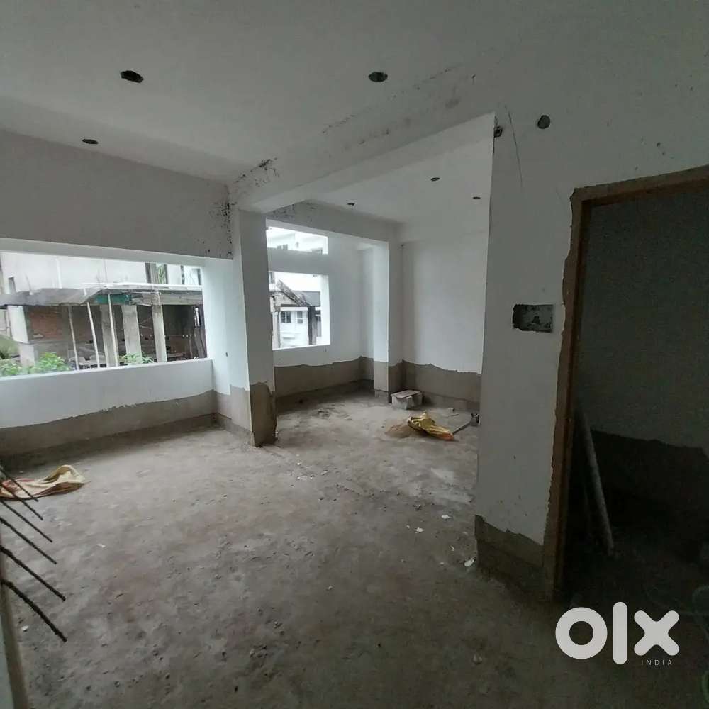 NEW 2 BHK NEAR POSSESSION FLAT BELTOLA