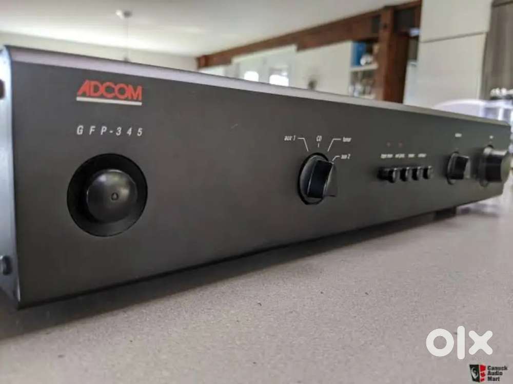 ADCOM PRE AMPLIFIER/ 2 CHANNEL