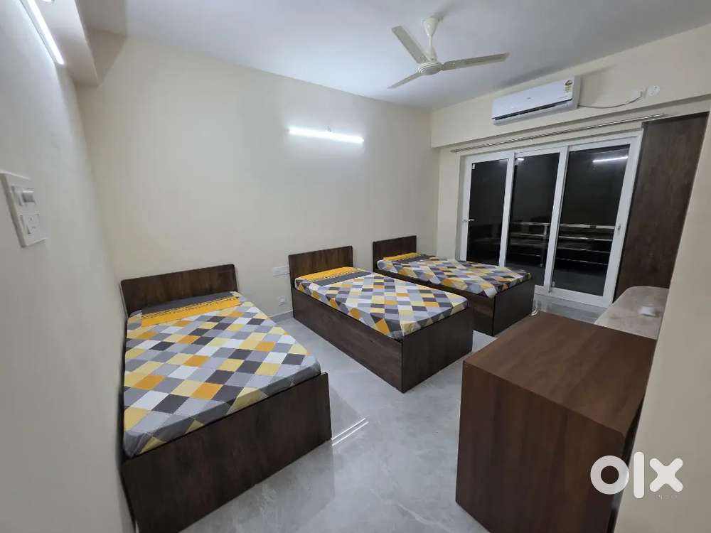 Luxury Co-Living PG with Modern Amenities  ZenHome”