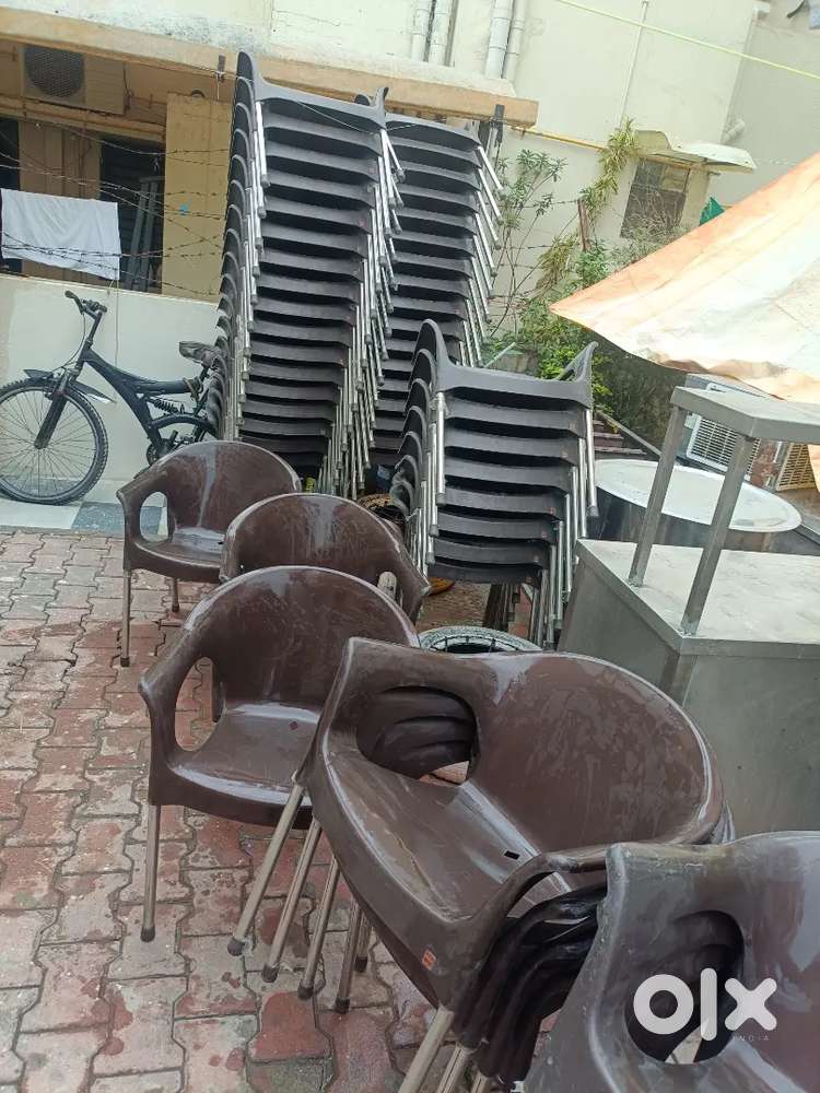 Chair (cello company)