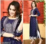 Petite Kurtis*