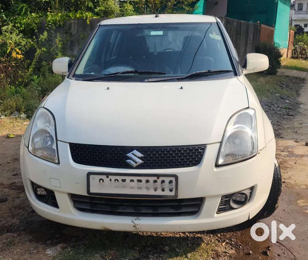 Maruti Suzuki Swift 2011 petrol+CNG