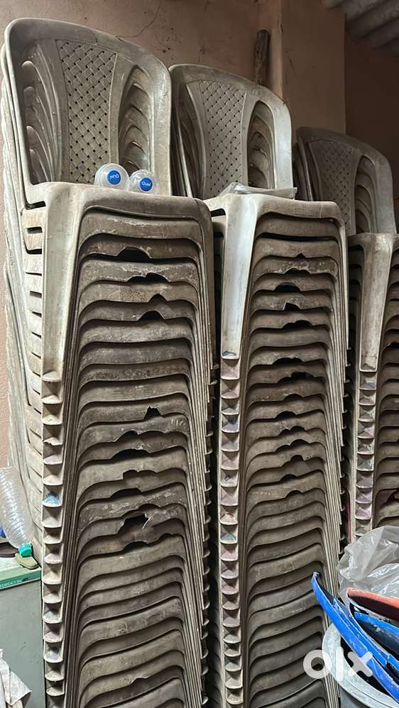 old chairs for sale only 110 rs