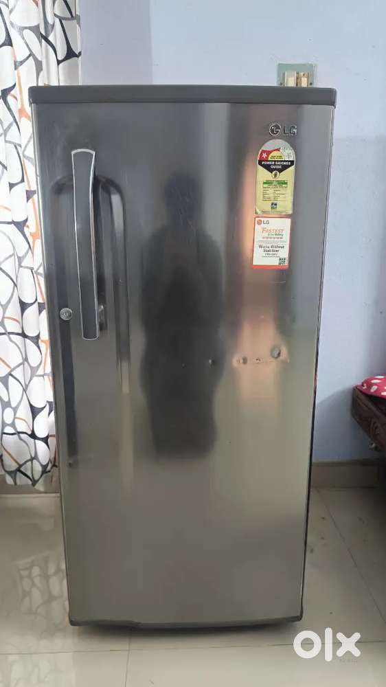 Lg single door fully functional 3 star fridge. New one 15000/-