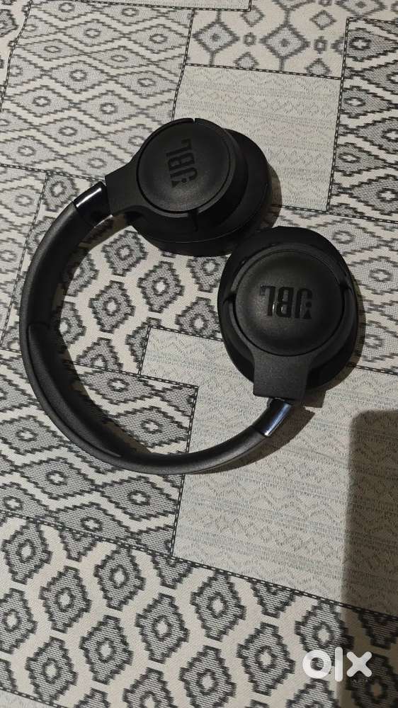 JBL Tune 770NC over the head headphones