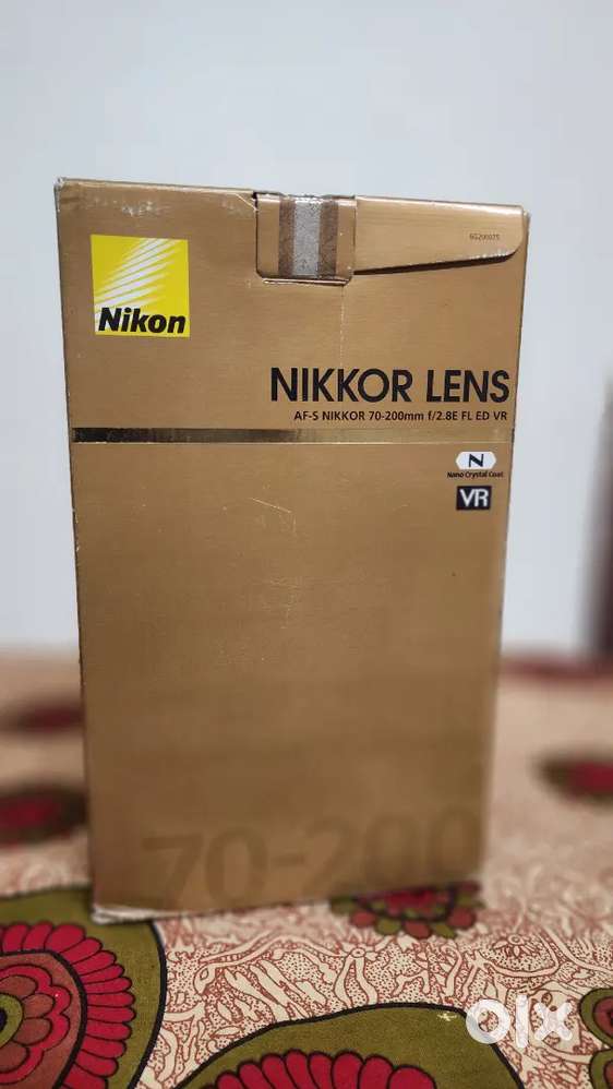 Nikkor 70-200mm f/2.8 lens  for SALE