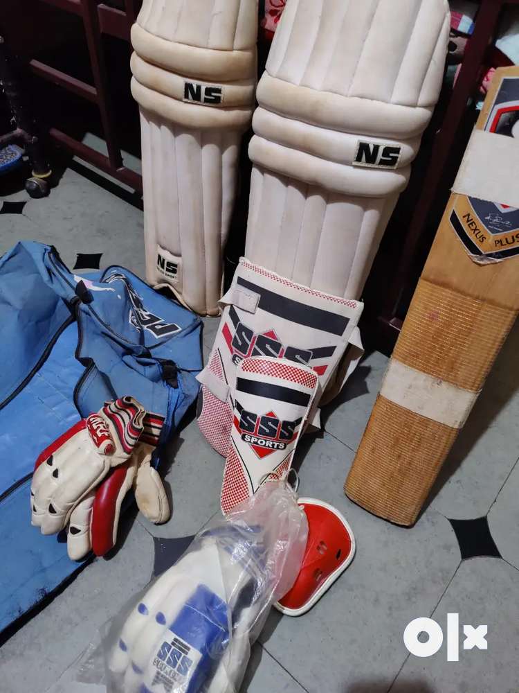 Cricket kit urgent for sale