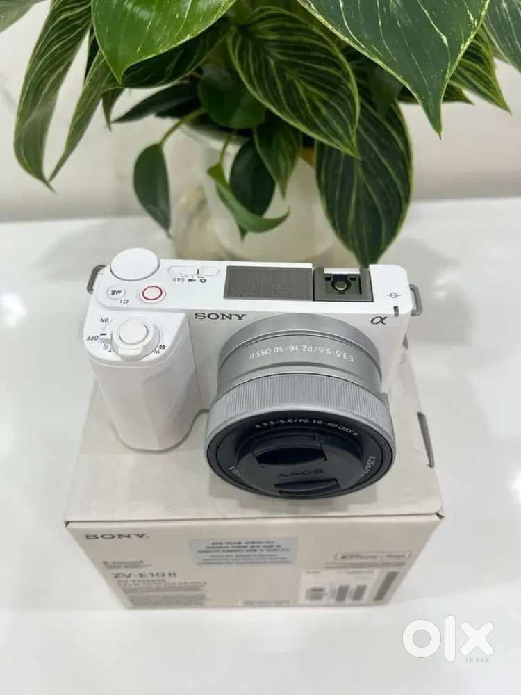 Sony ZV-E10 II Mirrorless Camera with 16-50mm Lens (White)