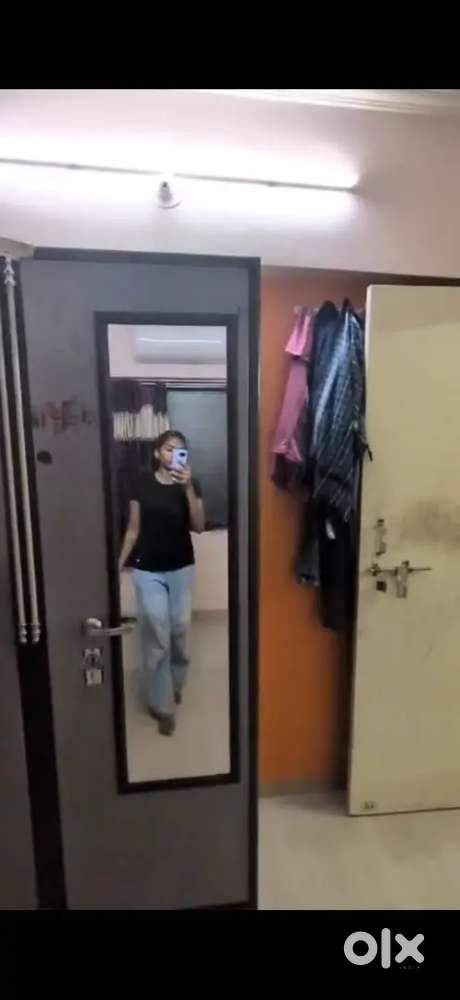 1 female roommate required