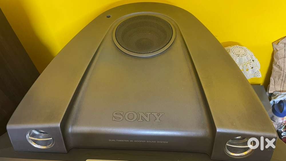 Sony Bravia CRT model excellent condition