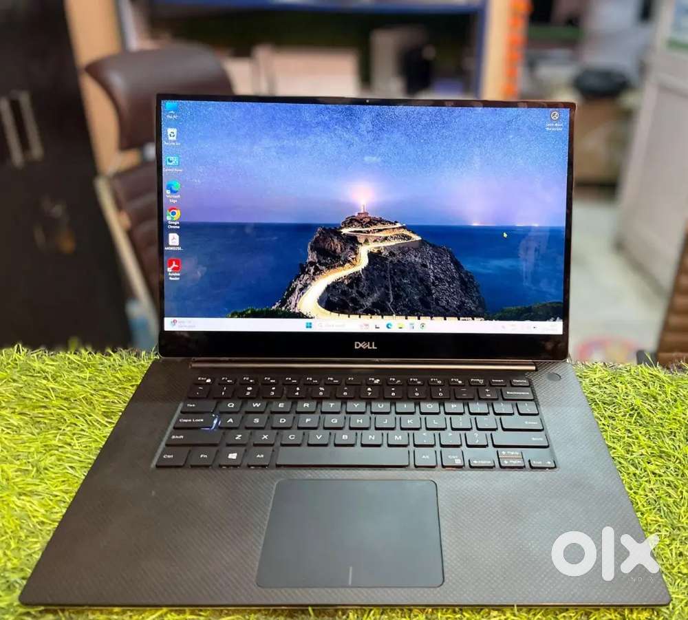 DELL XPS 15 CORE I7 9TH GEN 16GB RAM 512GB SSD 4GB GRAPHICS GTX 1650