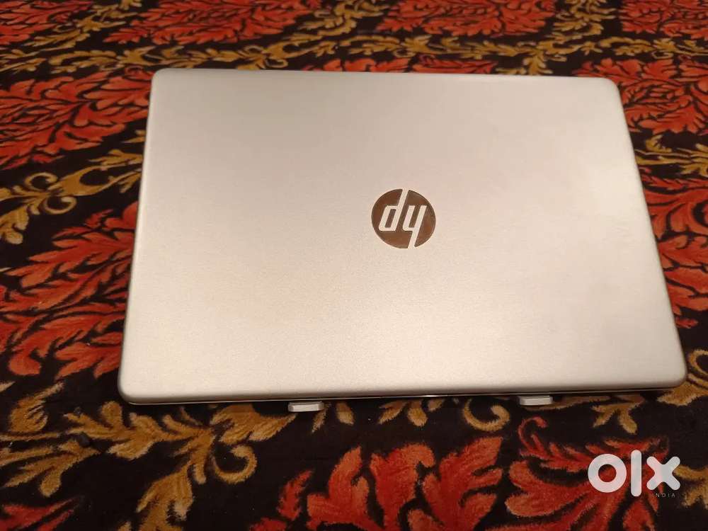 HP Laptop i3