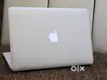 Apple Macbook Air i5 8gb Ram 256gb Apple SSD 13inch Display