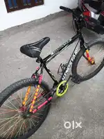 Streethawk kids bicycle in green and black colour