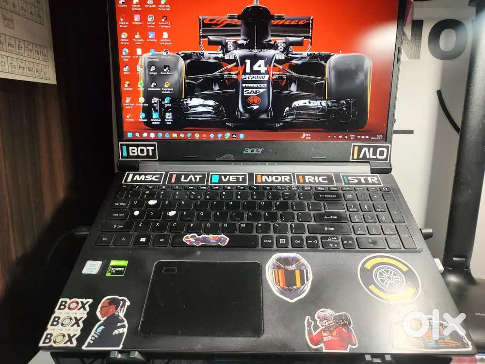 Acer aspire 7 high performance great condition