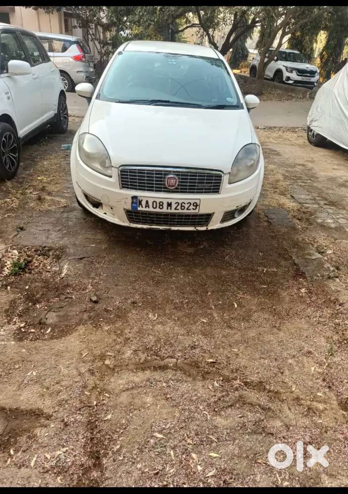 Fiat Linea 2012 Diesel 129600 Km Driven
