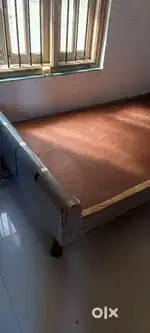 4x6 Bed with mattress