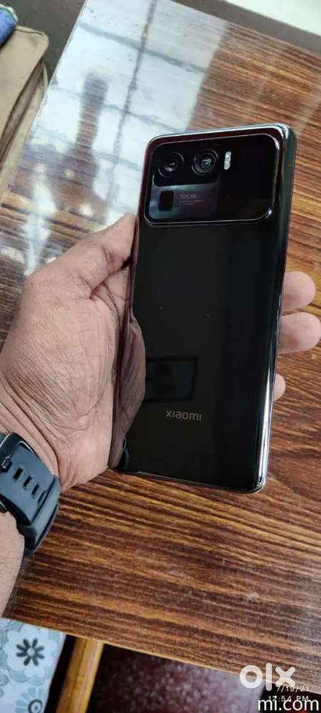 Mi 11 ultra 5G (heart rate finger print mobile)