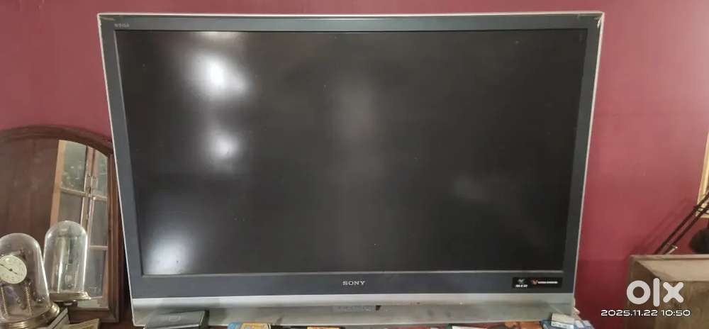 Sony wega 60 inch TV for sale