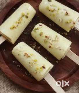 Helper for kulfi shop