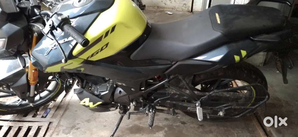 Xtreme 160R in best condition. Not a single scratch on vehicle.