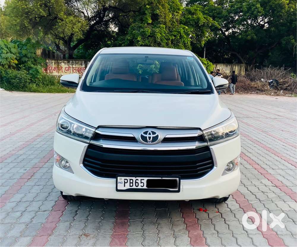 Toyota Innova Crysta 2.4 V 7 STR, 2018, Diesel