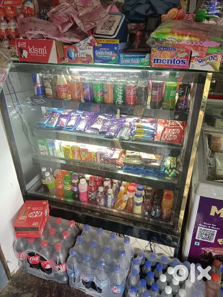 Cake freedge counter freedger fridge