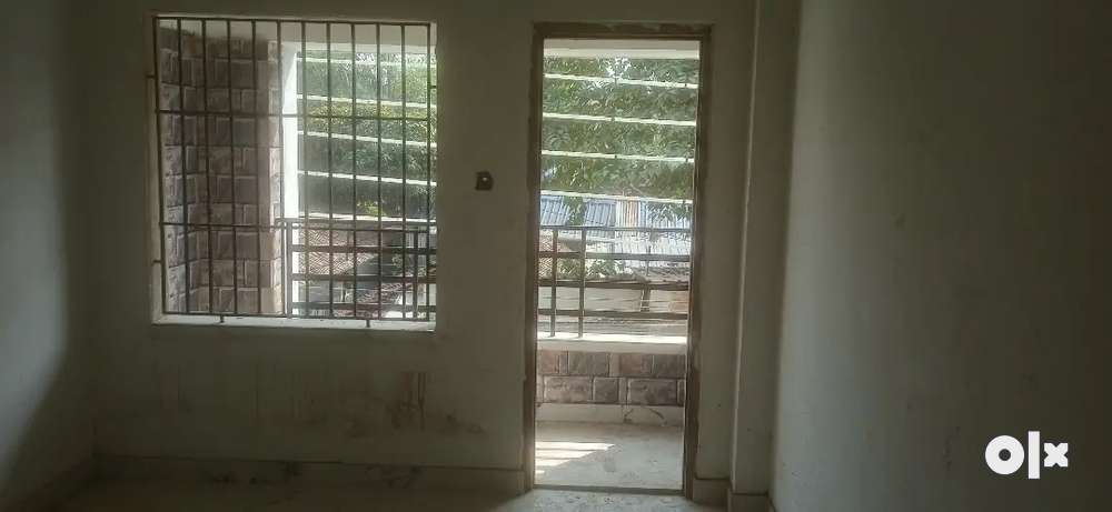 2BHK 825 sqft ready new flat for sale at Salua,Chinarpark.