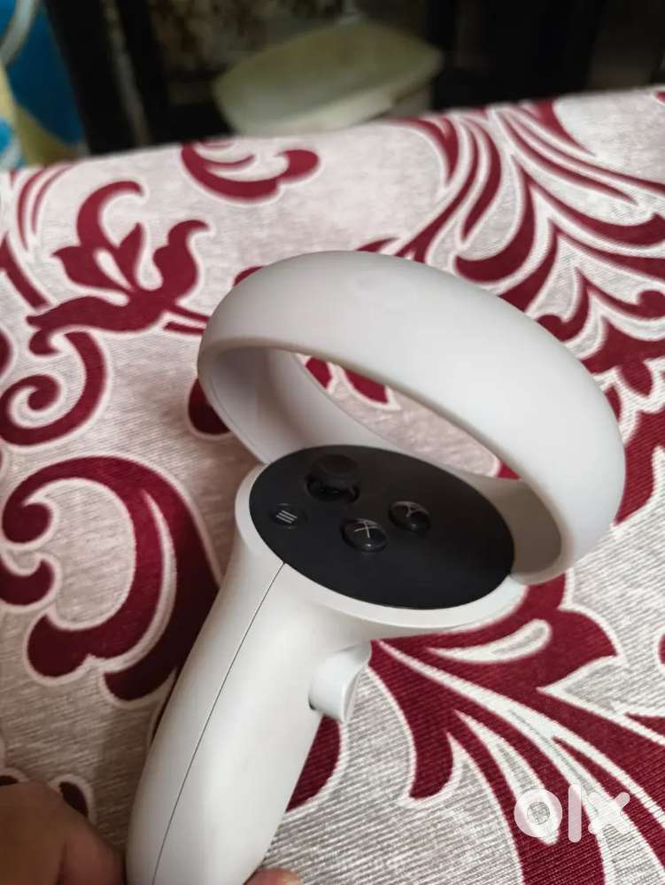 Meta oculus 2 controllers