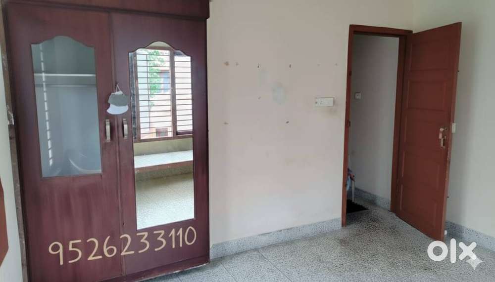 Room for rent Men only