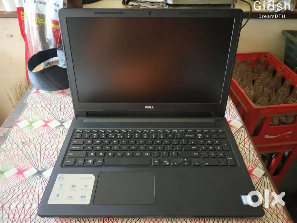 Del inspiration 1500 i3 7th gen  8gb ram 250 ssd