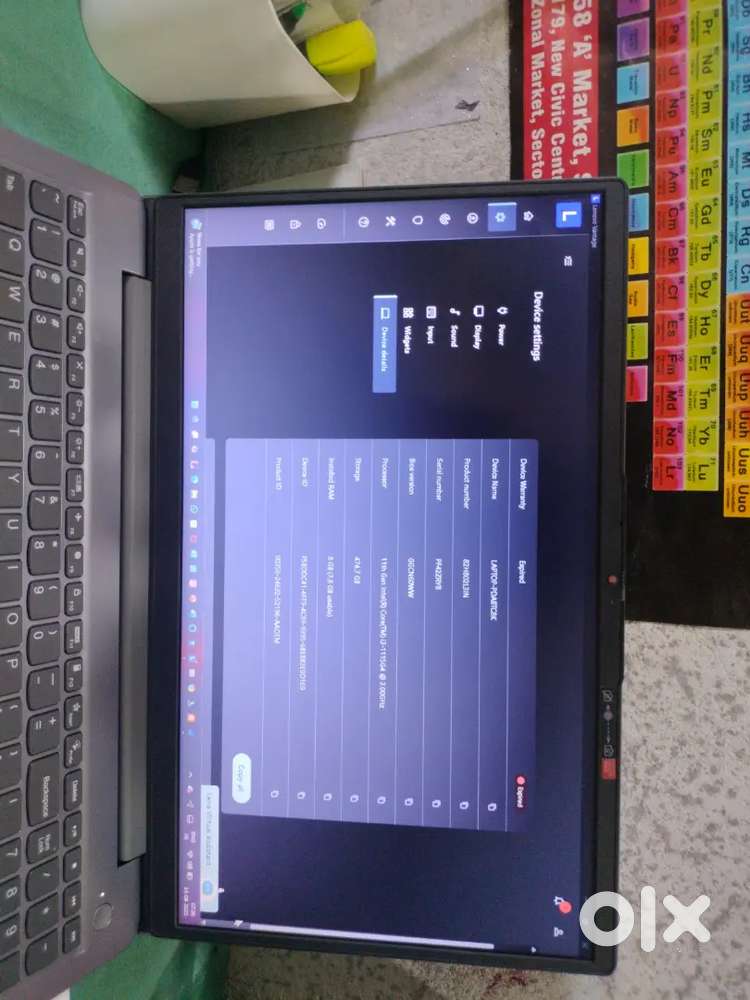 Lenovo IdeaPad Pro Intel i3 core 8GB ram 512ssd