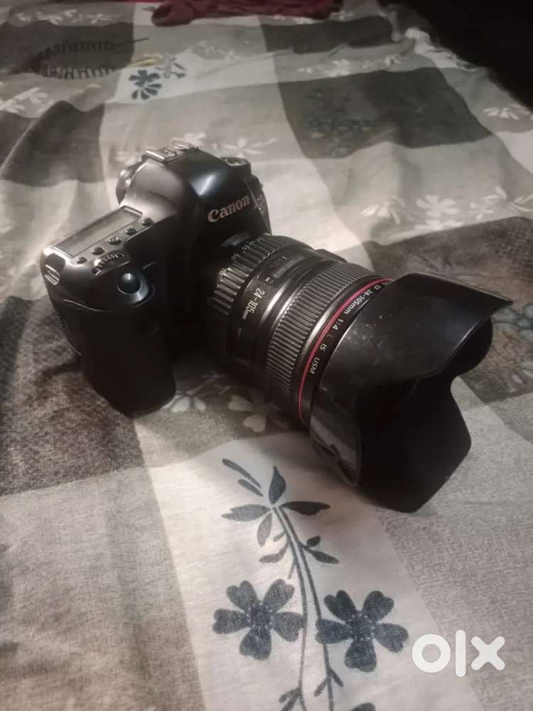 Canon 6D camera