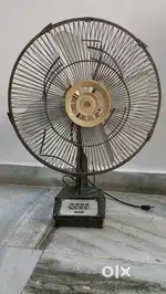 USHA Table Fan