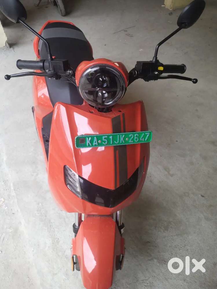 Exicom Energy Systems,Front and Rear Disc brakeBattery Capacity 1.9WH,