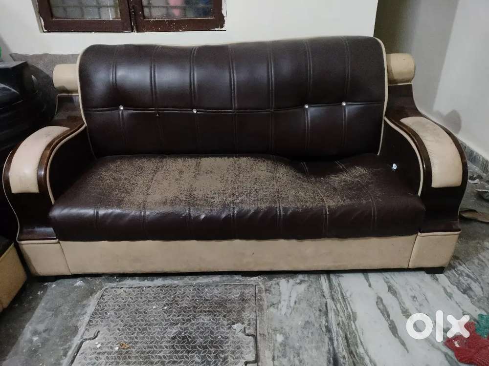 4 seater sofa