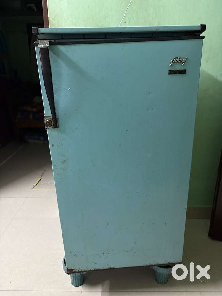 Godrej Cold Gold 165L Single Door Refrigerator ( Vintage Model )