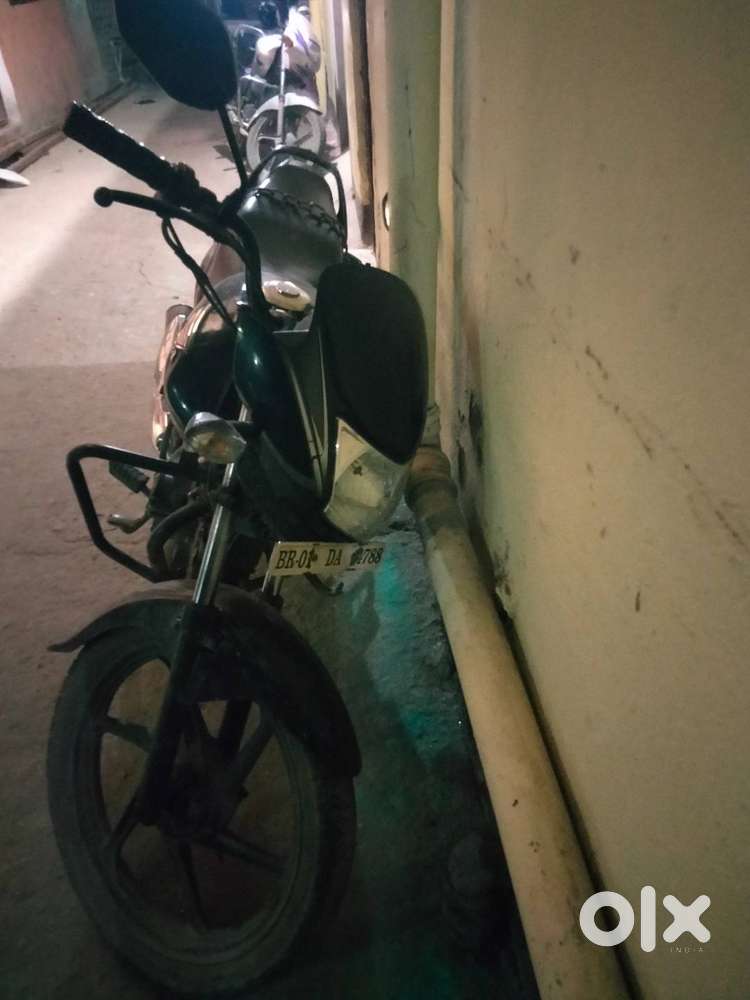 Honda Dream Yuga Bike