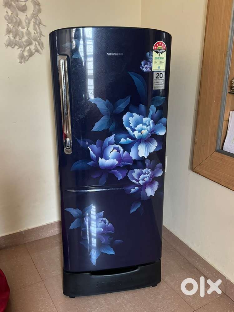 Samsung 183l, 5 star , digital invertar , single door fridge for sale.