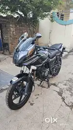 Pulsar 220