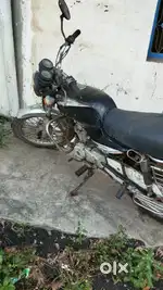 Bajaj boxer