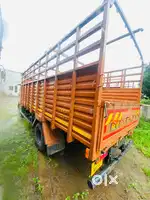 Truck Body — ट्रक गाडी हौदा